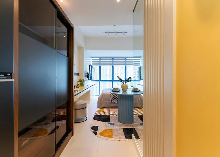 Apartment The Amber - Designer Unit In It Park, *