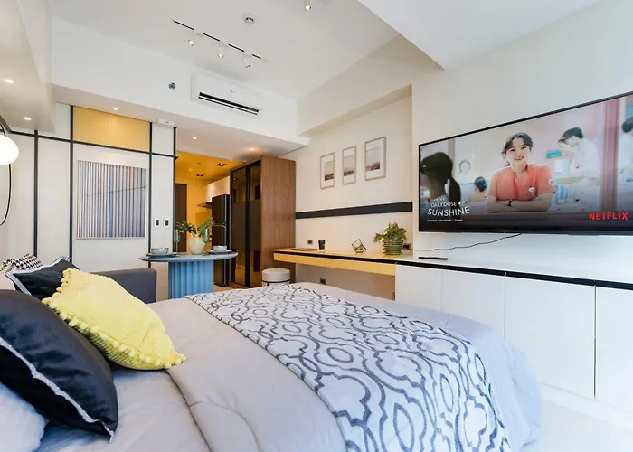 The Amber - Designer Unit In It Park, Apartment *